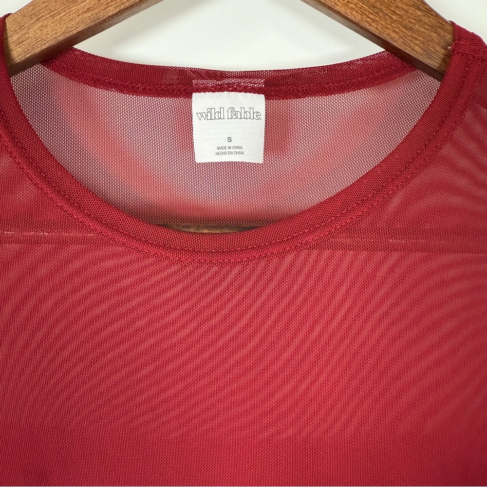 Wild Fable Velour Burgundy Long Sleeve Top - Picture 3 of 6
